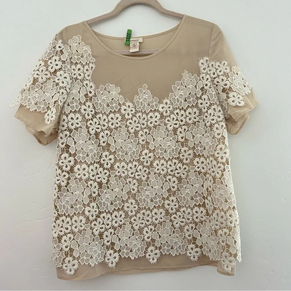 Sundance Tops - Sundance Nude Blouse with Crochet Lace Overlay Size Medium